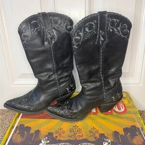 Durango Black Embroidered Heeled Boots